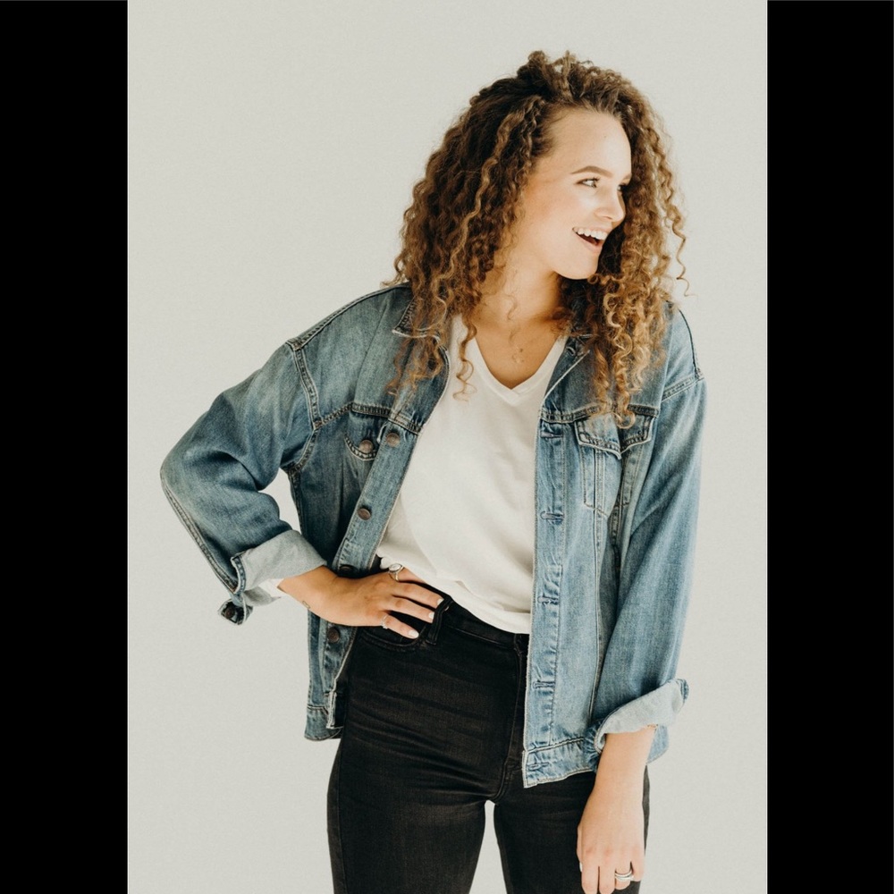 Carly jean Los Angeles hunter jean jacket